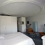 Hotel L'hotel Particulier *